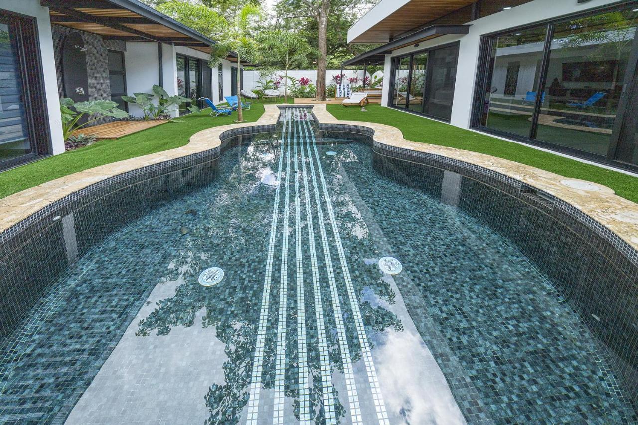 Playa Potrero - New Modern House, Pool In Guitar Shape - Casa Guitarra 빌라 외부 사진