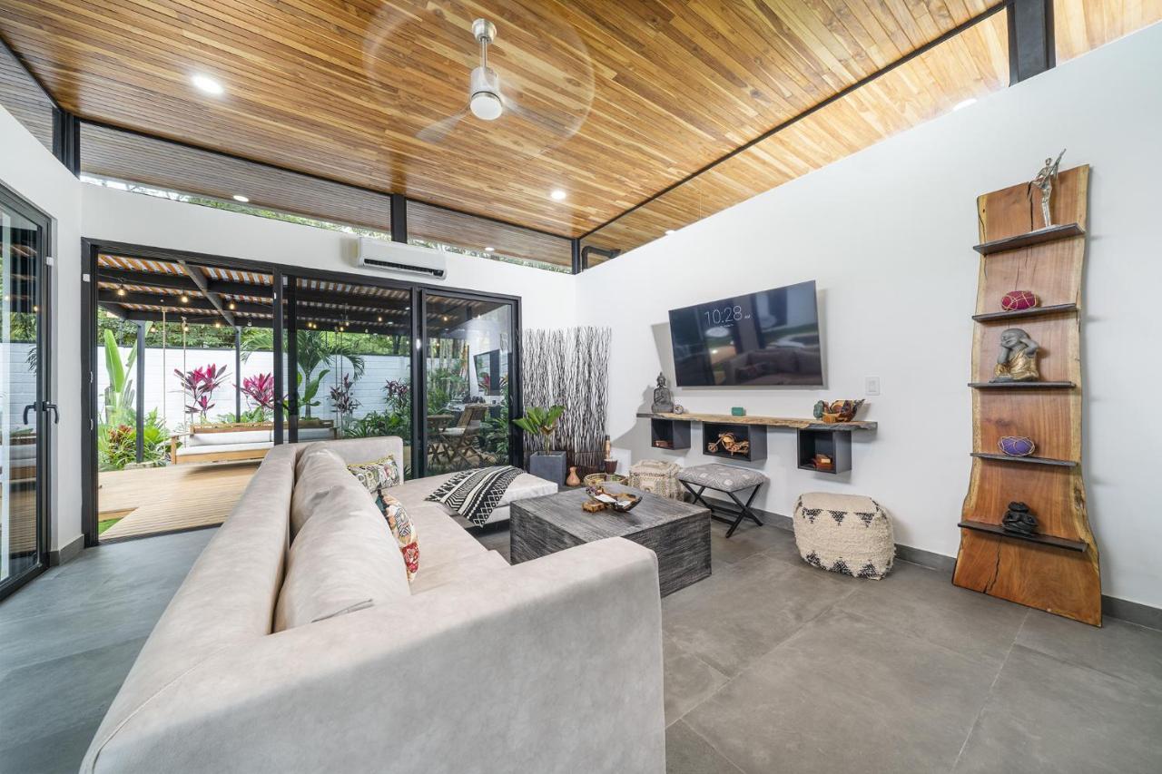 Playa Potrero - New Modern House, Pool In Guitar Shape - Casa Guitarra 빌라 외부 사진