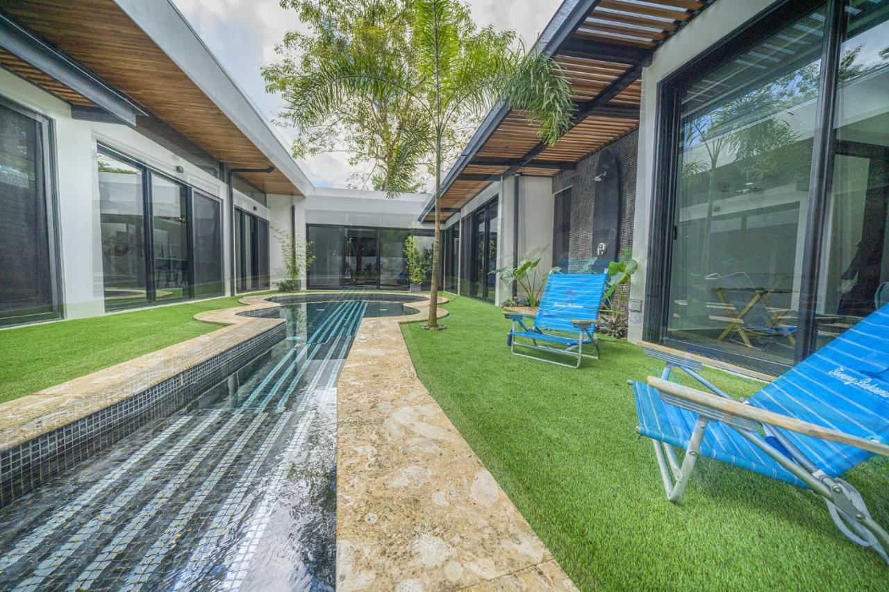 Playa Potrero - New Modern House, Pool In Guitar Shape - Casa Guitarra 빌라 외부 사진