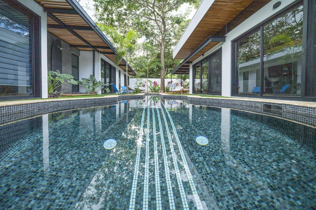 Playa Potrero - New Modern House, Pool In Guitar Shape - Casa Guitarra 빌라 외부 사진